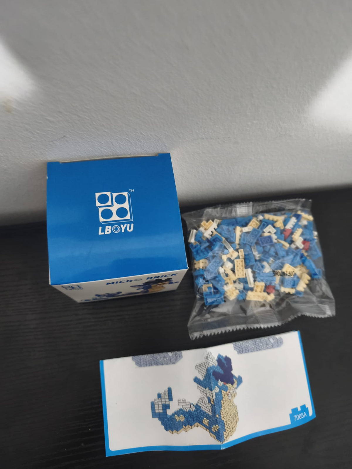 Gyarados figura de mini bloques LBOYU - imagen 3